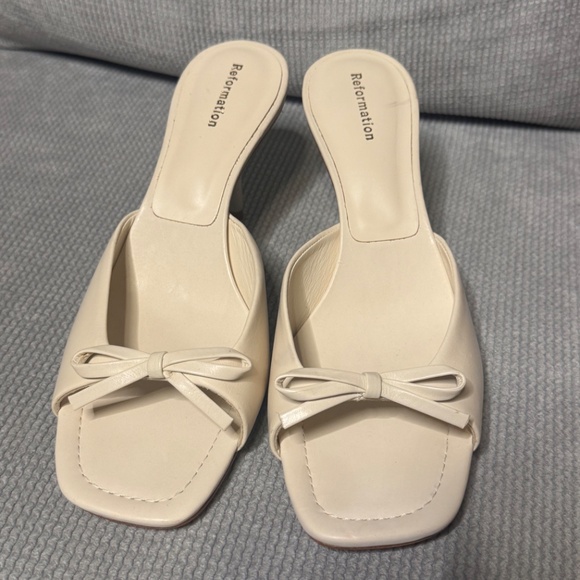 REFORMATION Clementine Heeled Mule Sandal - Picture 6 of 8